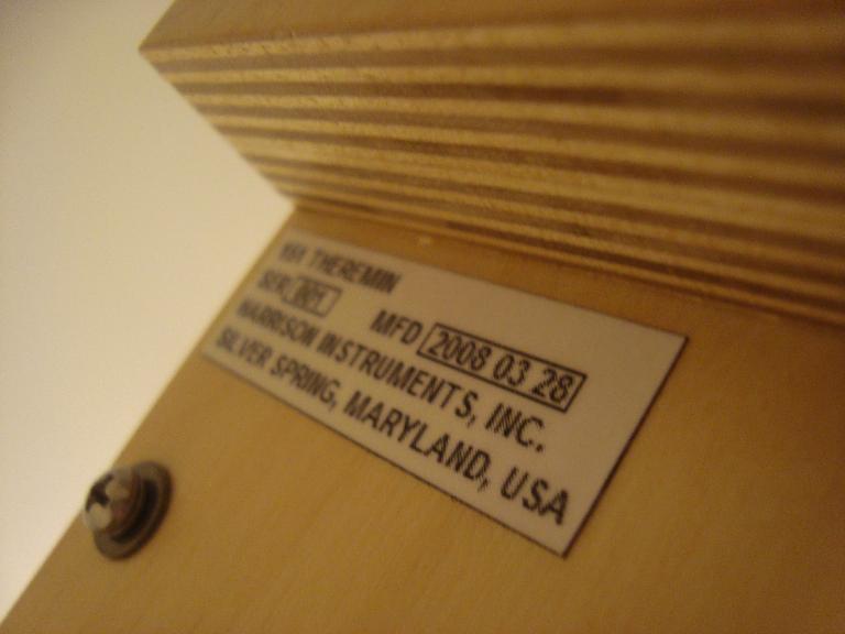 Harrison Instruments - 151 Theremin Image 10